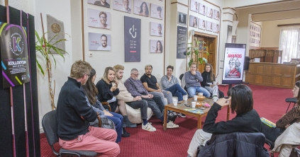 A törékeny tehetség és az elszánt középszerűség harca